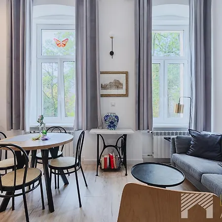 Apartment Wolczanskie Motyle By Lookap