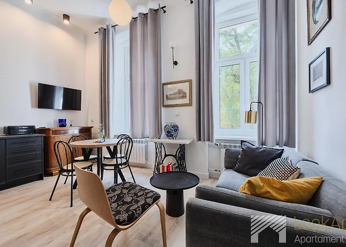 Wolczanskie Motyle By Lookap